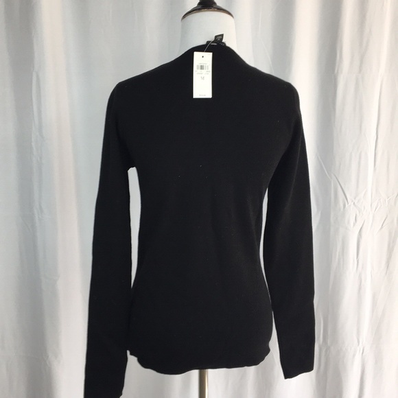 Ann Taylor black v neck sweater size M NWT - Picture 2 of 5